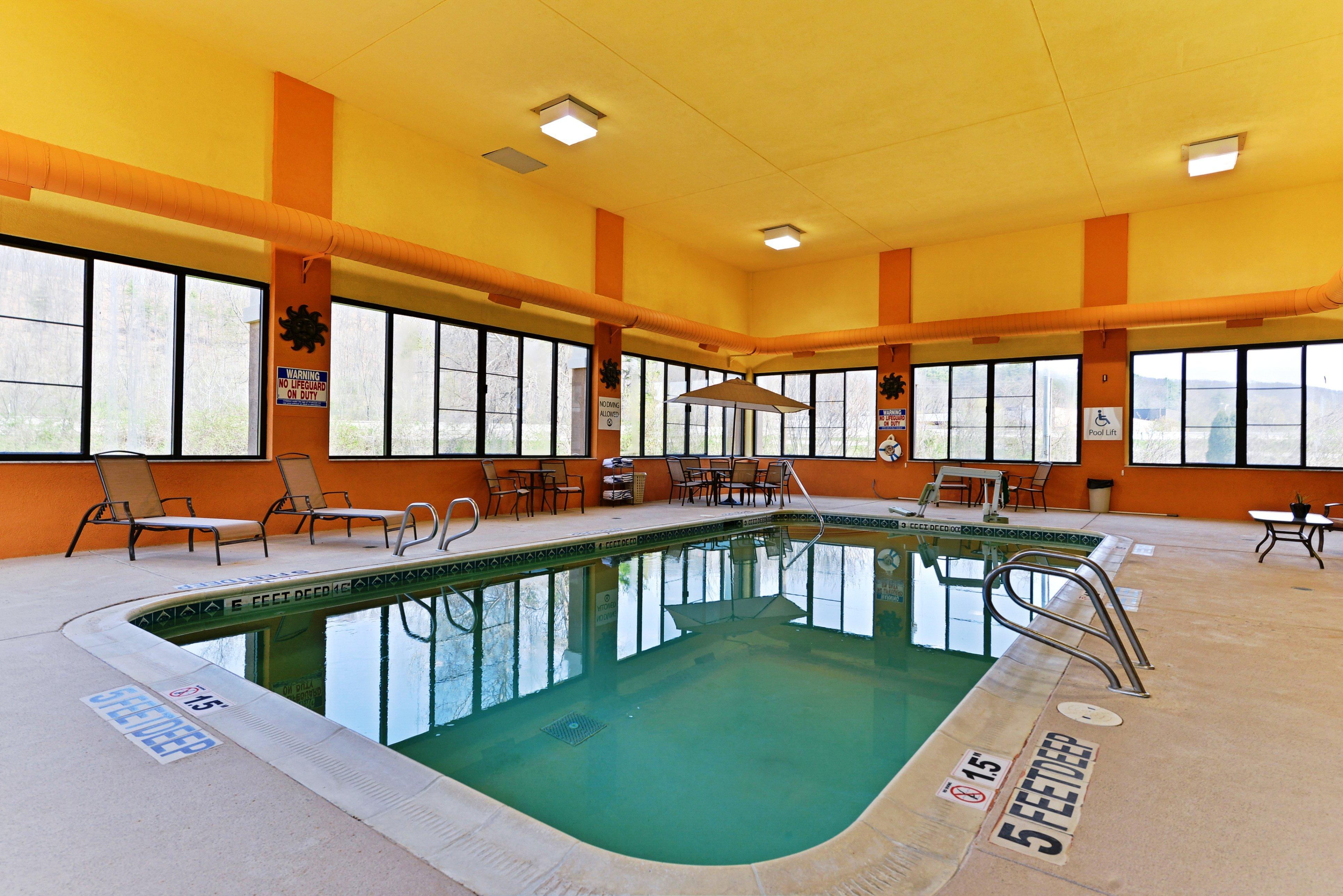 Express By Ihg Hotel 3*