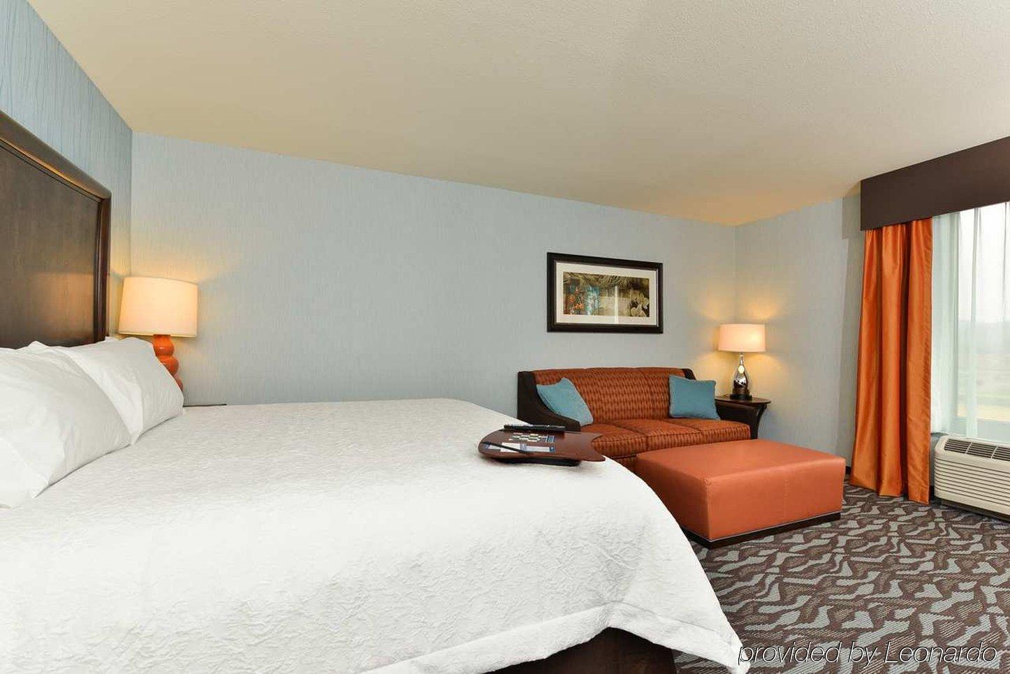 Express By Ihg Hotel